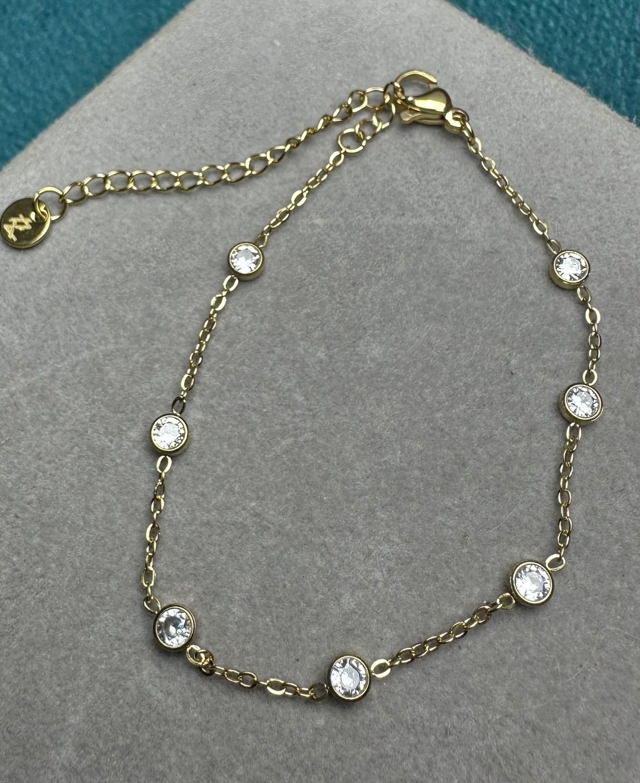 White stone chain bracelet - Image 1