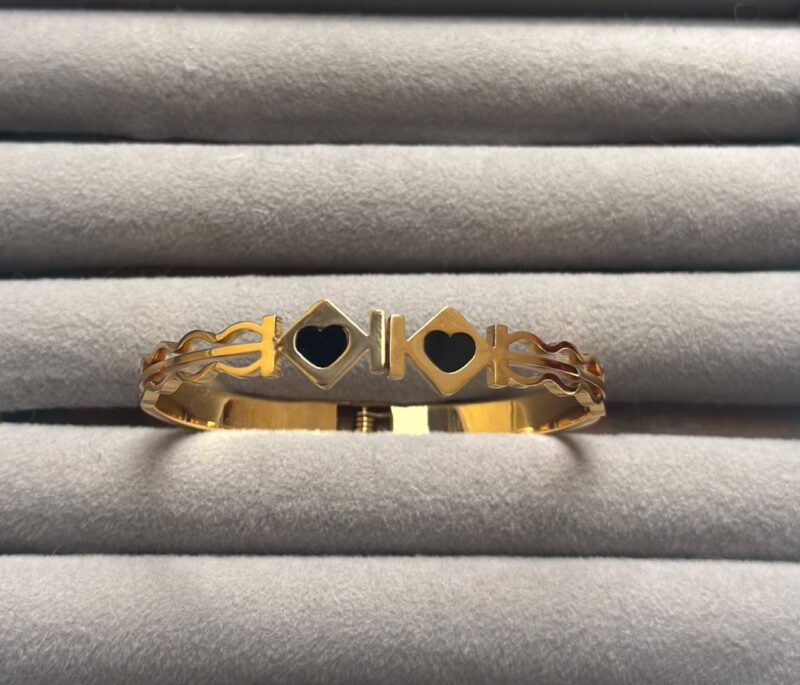 Black heart kada bracelet