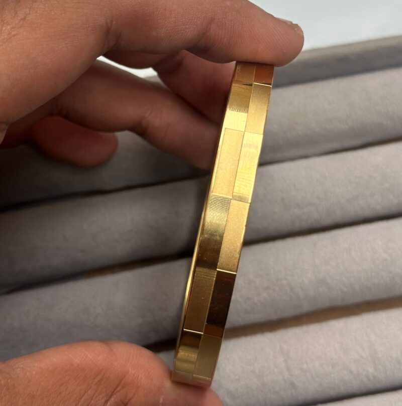 Gold kada men
