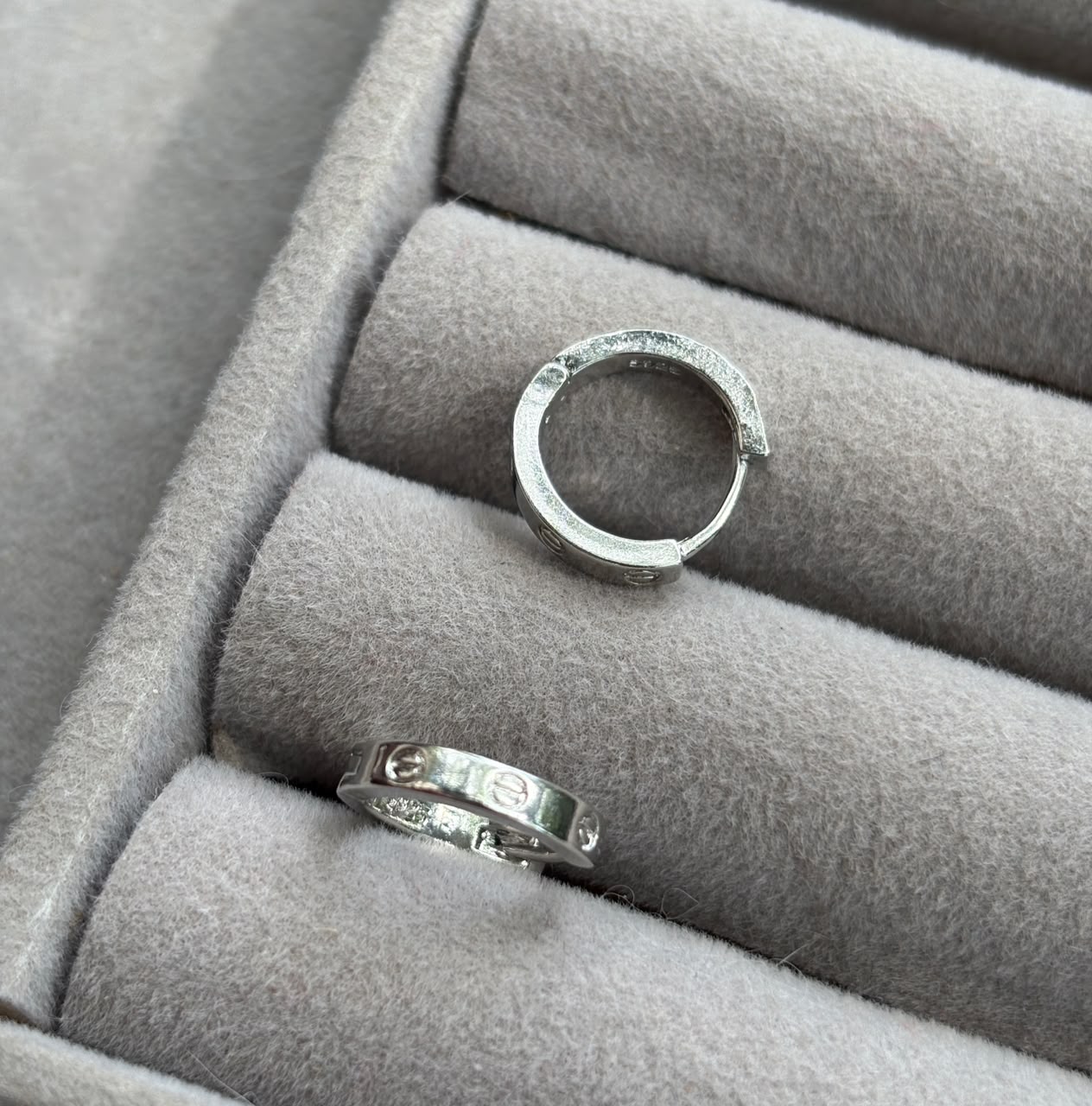 Cartier earring (pair) - Image 1