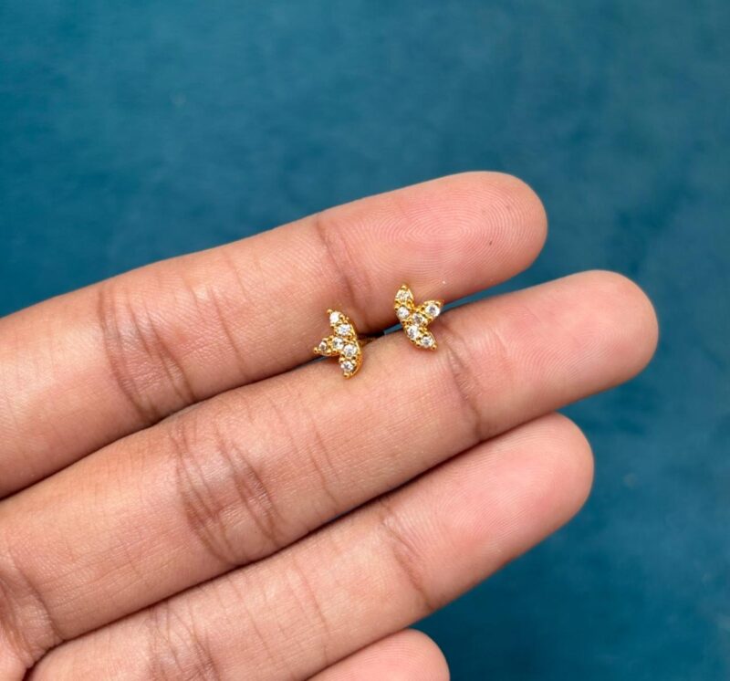 Lotus stud