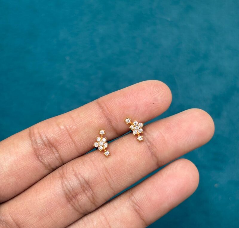 3 star helix stud