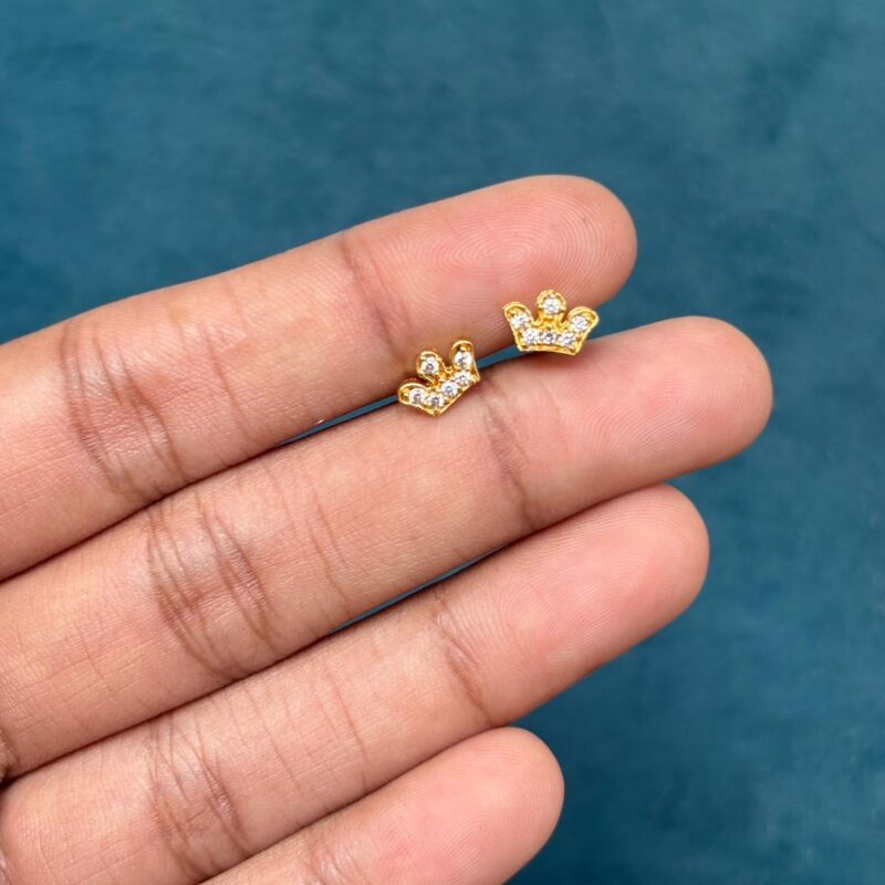 Crown stud - Image 1