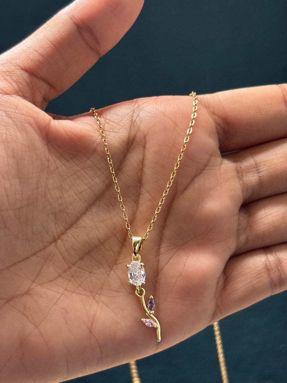 Tulip pendant chain - Image 1