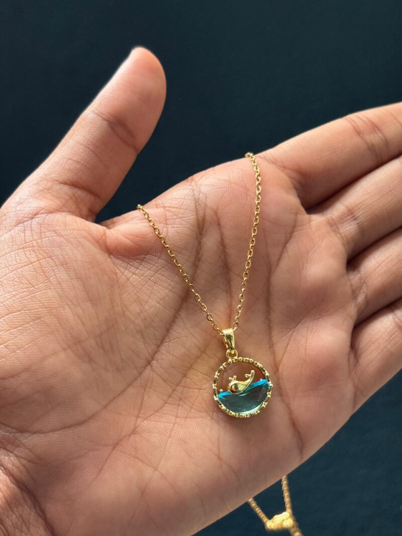Dolphin pendant chain
