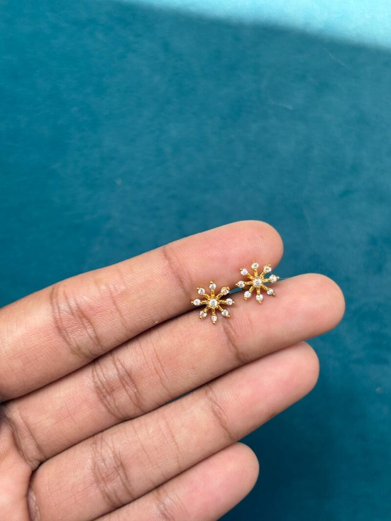 Big flower stud
