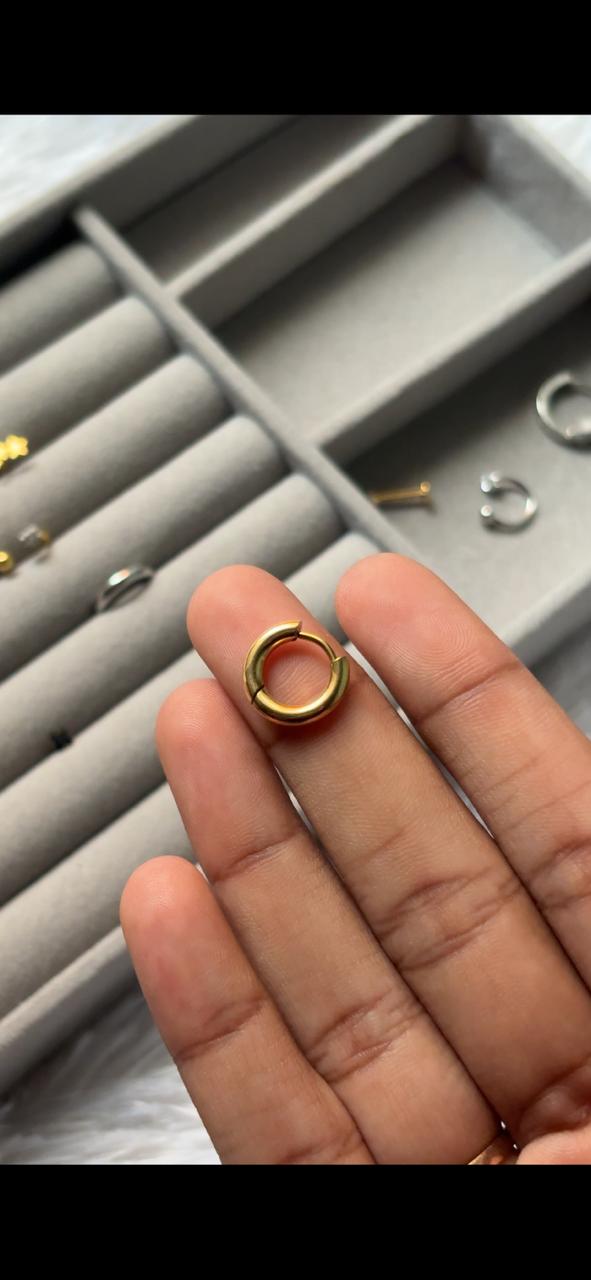 Gold ring earring (gold)