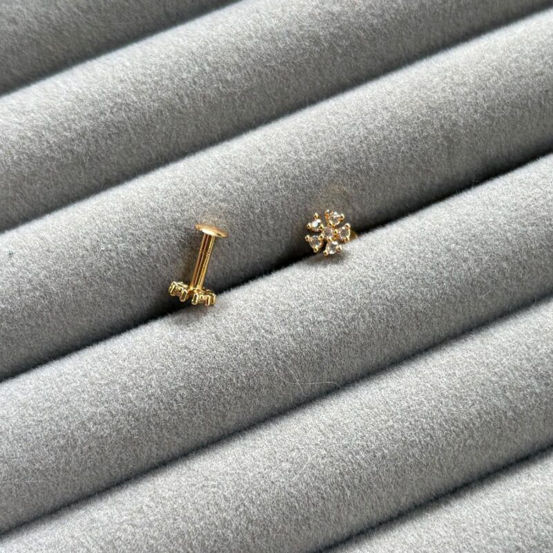 Flower stud - Image 2