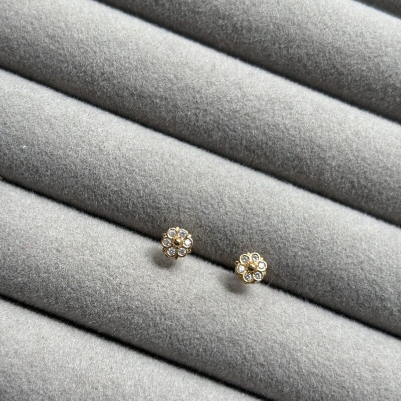 Daisy second stud microplated - Image 2