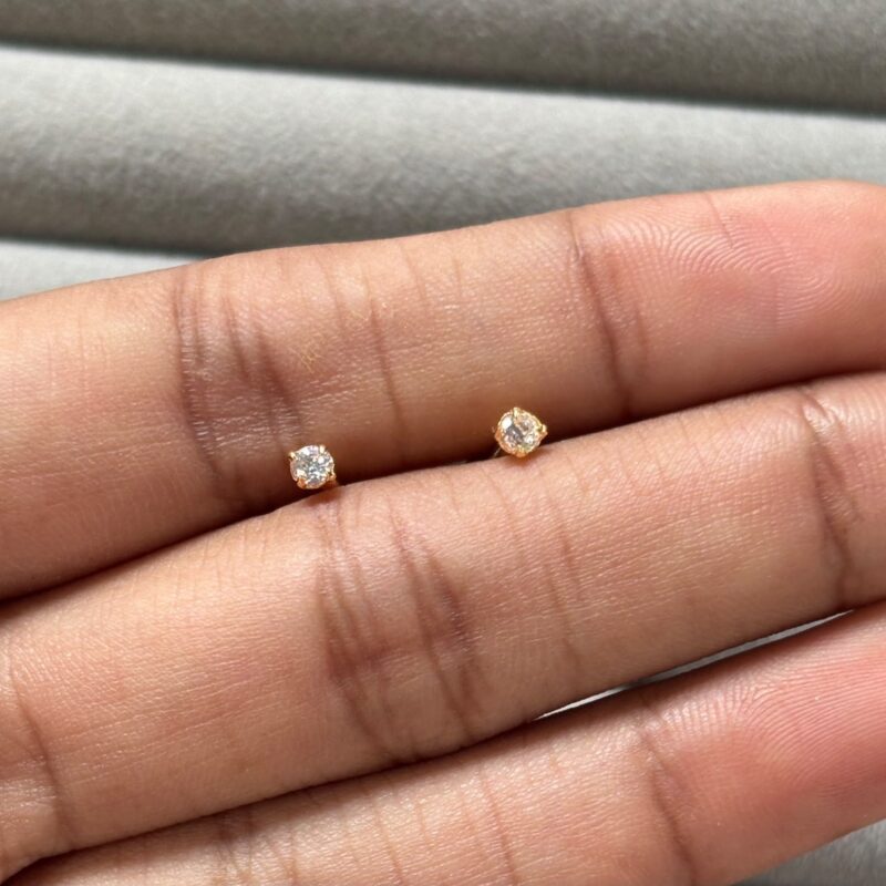 Stone stud - Image 1