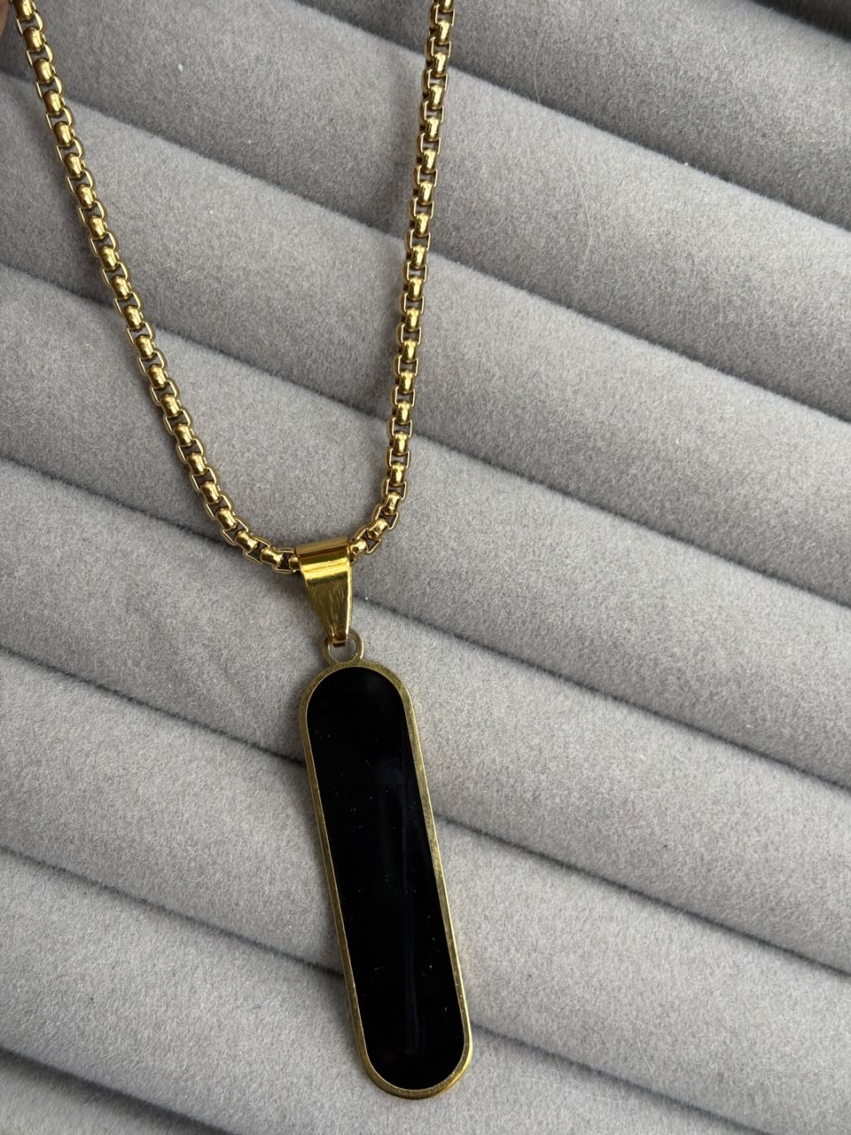 Black bar chain - Image 1