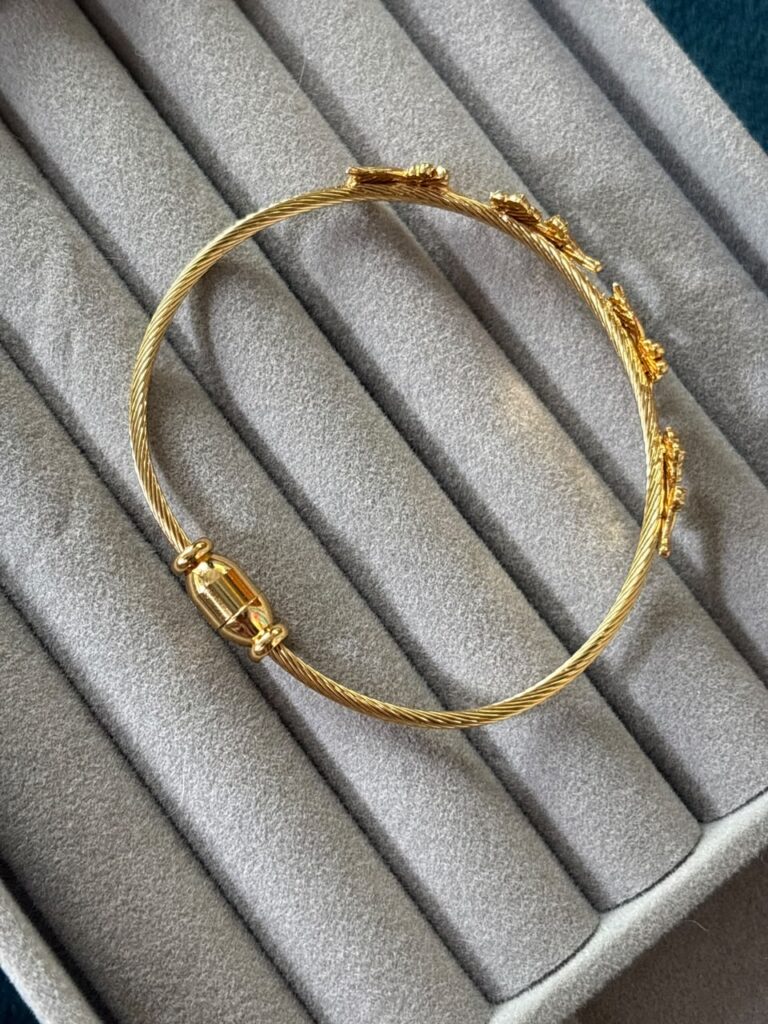Flower kada bracelet