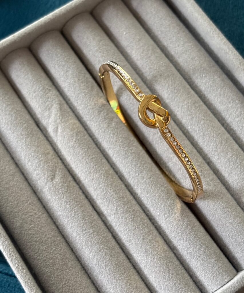Knot kada bracelet
