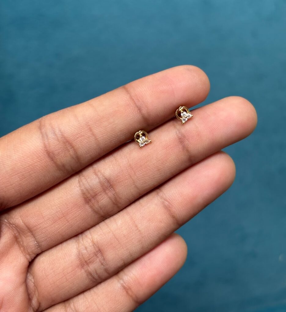 Stone with round microplated second stud