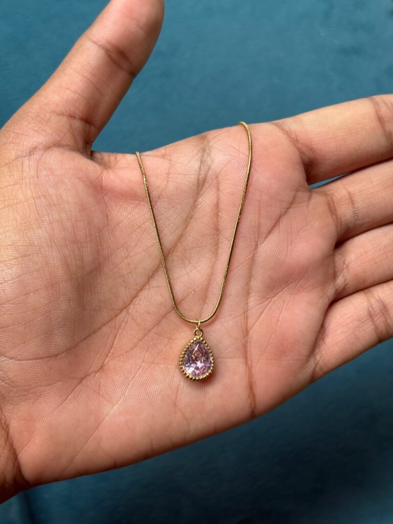 Pink pendant chain