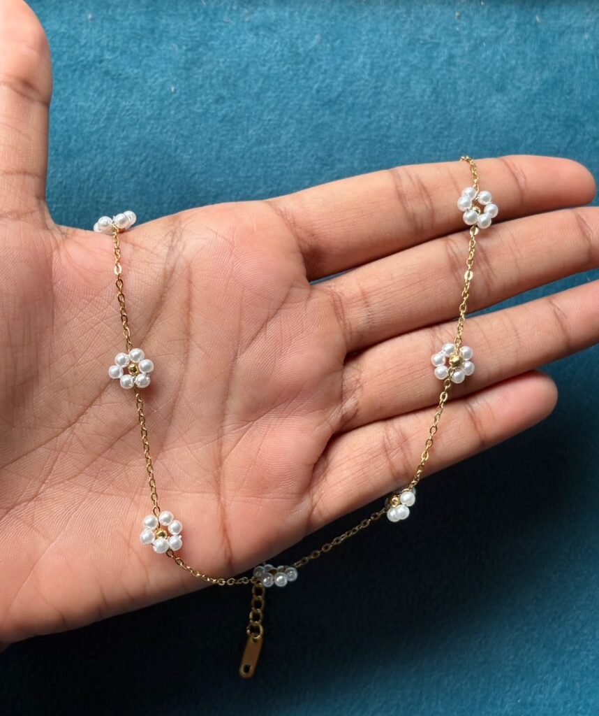 Flower charm chain