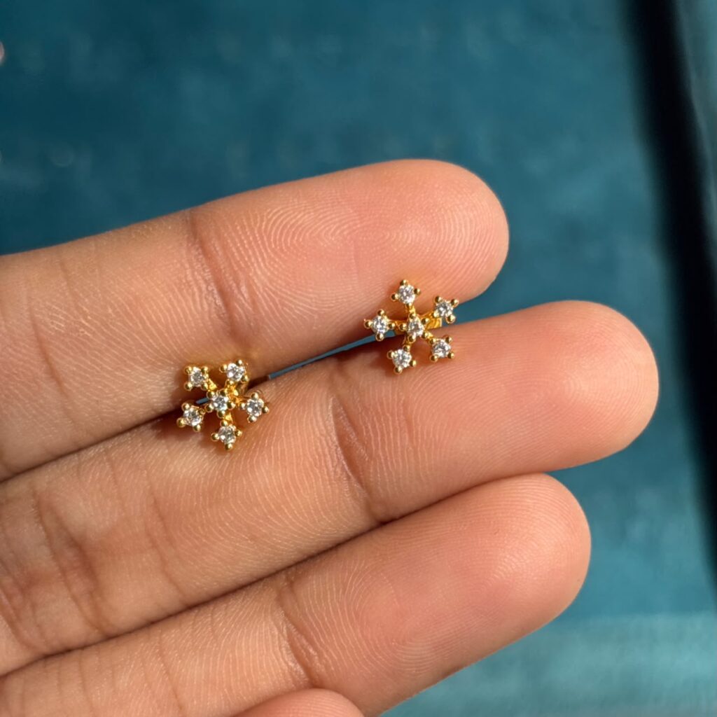 Big star microplated stud
