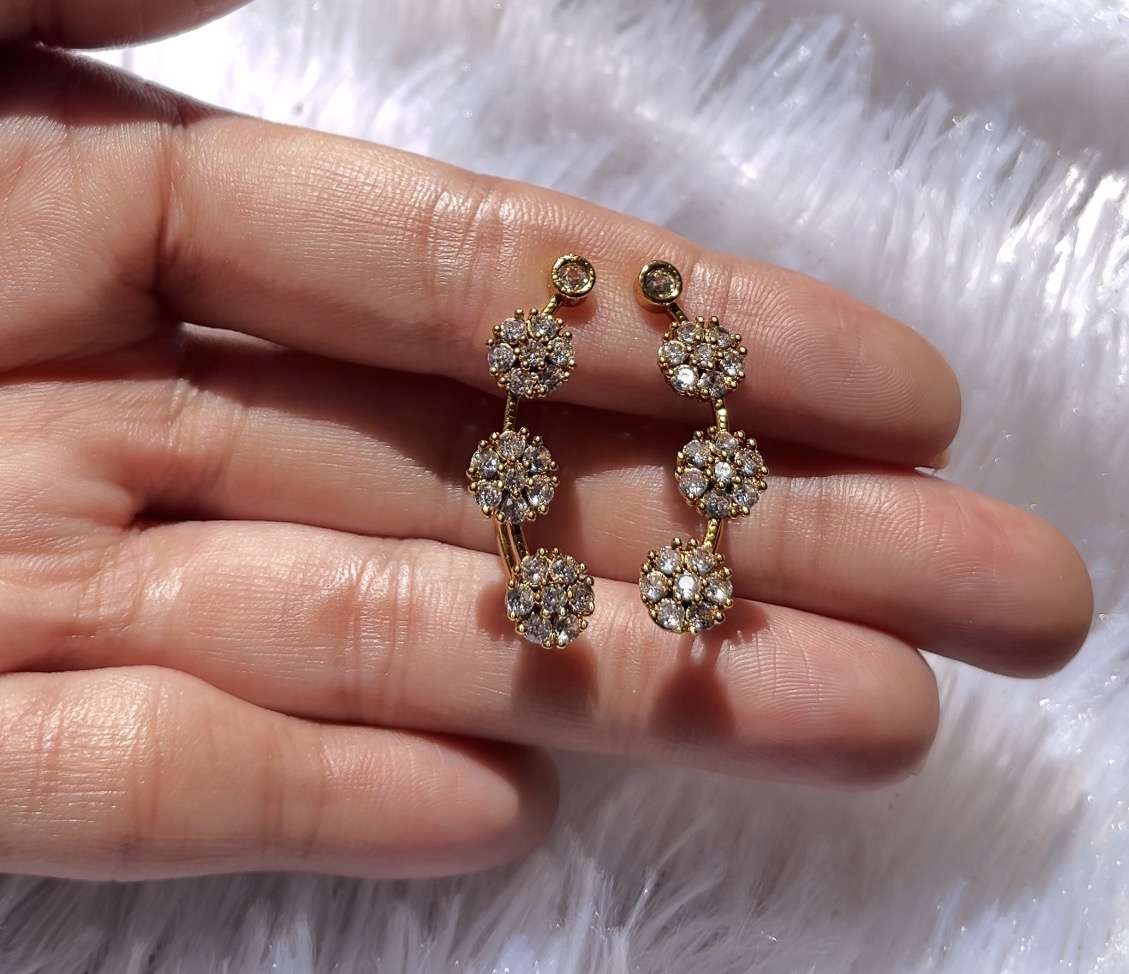 Crystal ball Ear cuff - Image 1
