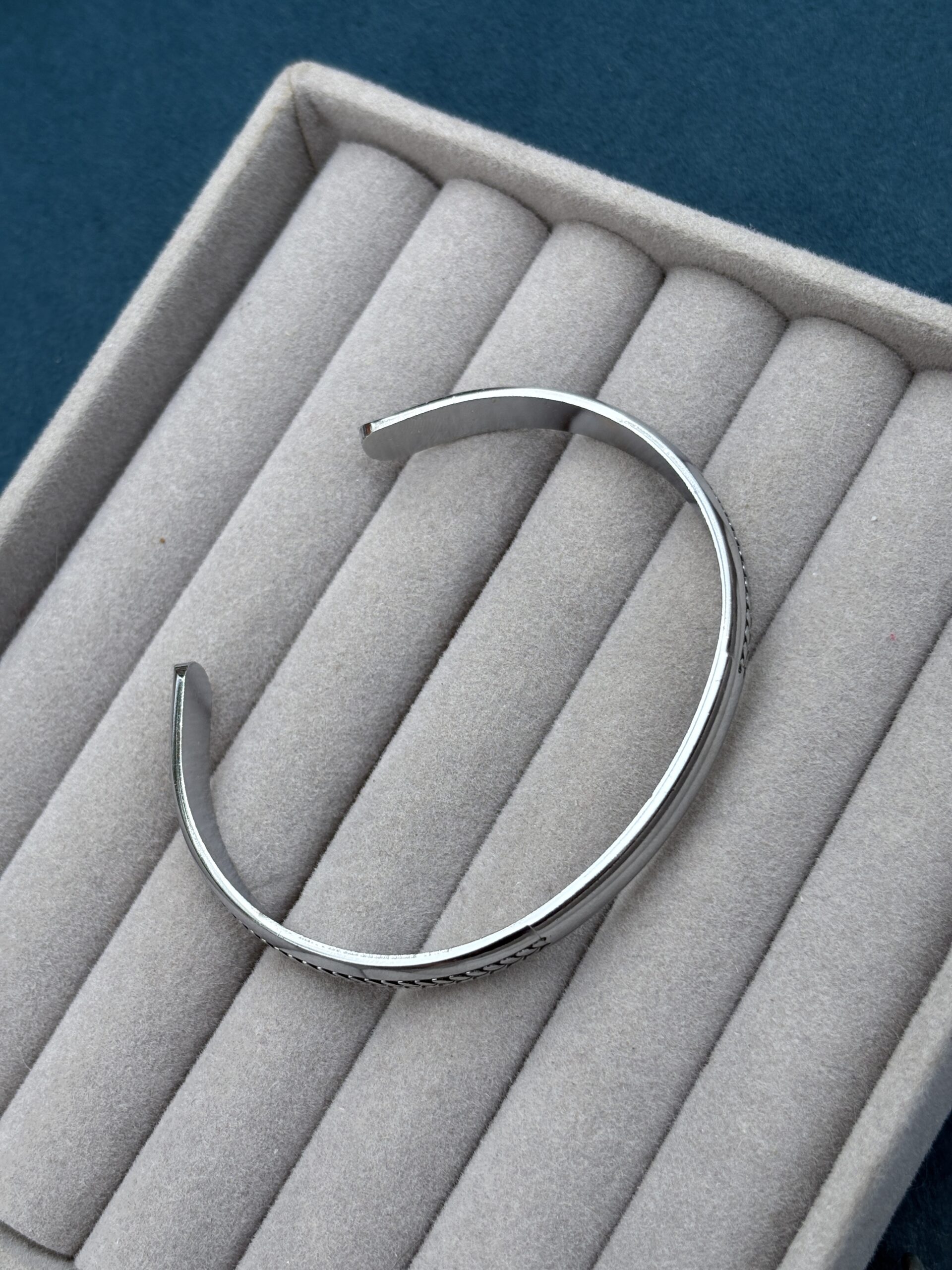 Men’s stainless steel kada