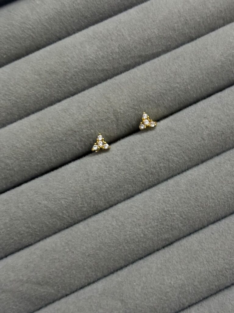 Triple stone stud microplated