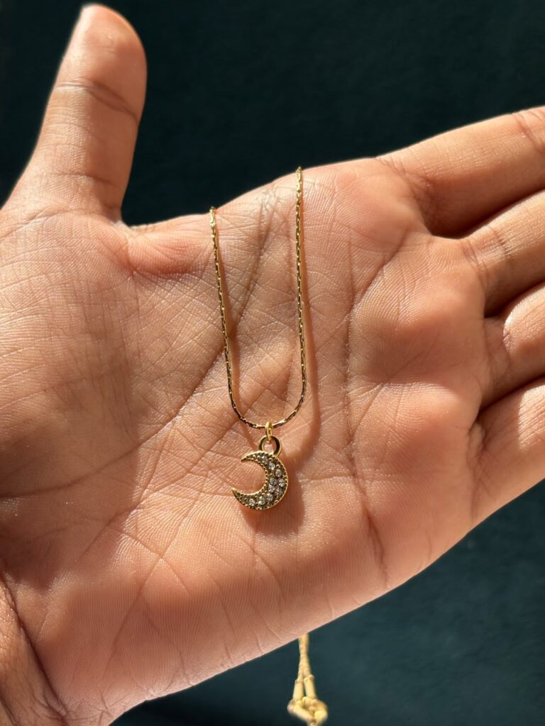 Moon pendant chain