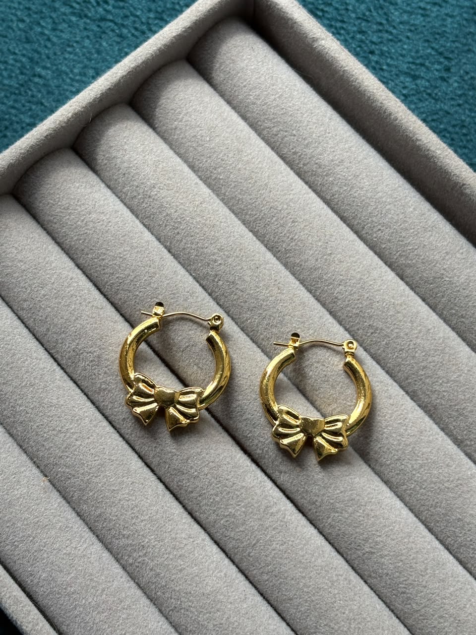 Hoop earrings - Image 1