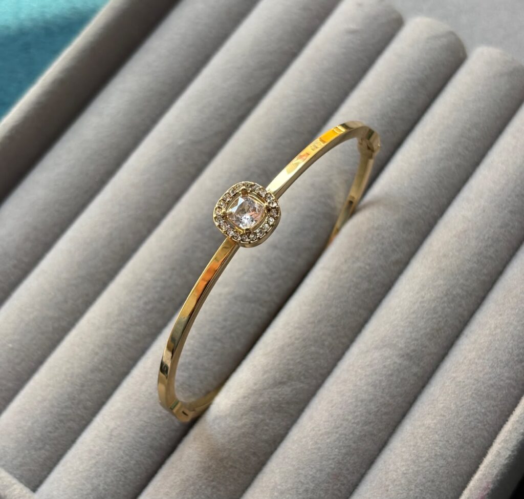 White stone anti-tarnish kada