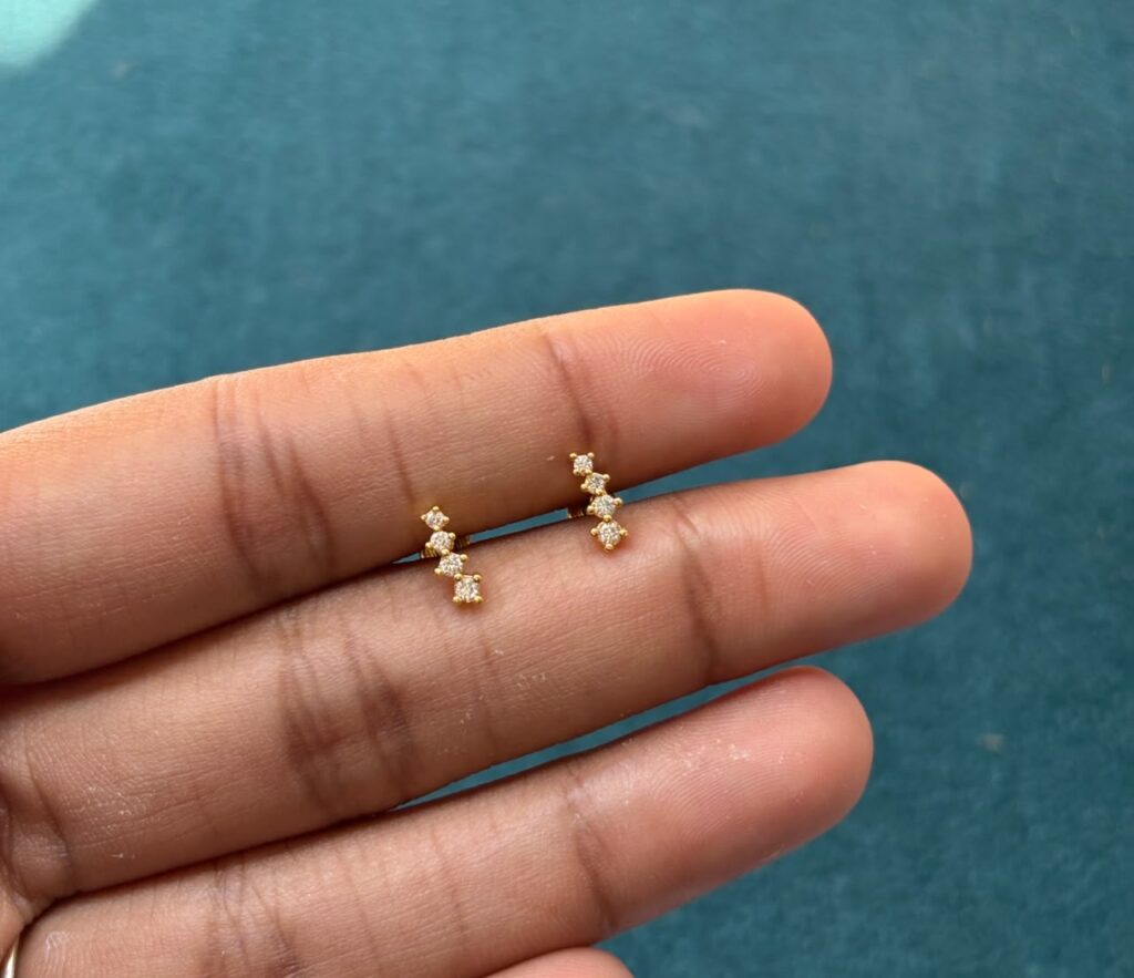 4 stone helix microplated stud